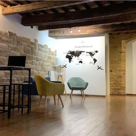 L'Antica Falconeria Jesi Exteriör bild